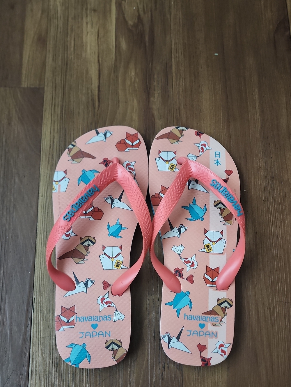 Havaianas Womens Coral Origami Print Flip Flops